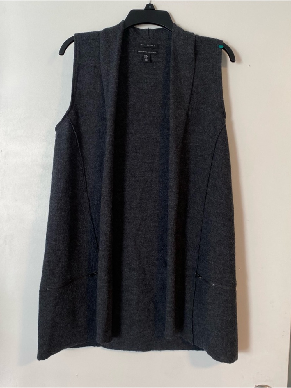 Tahari 100% Wool Sweater Vest Duster Sleeveless Open Front Gray M Capsule Work - Picture 1 of 5